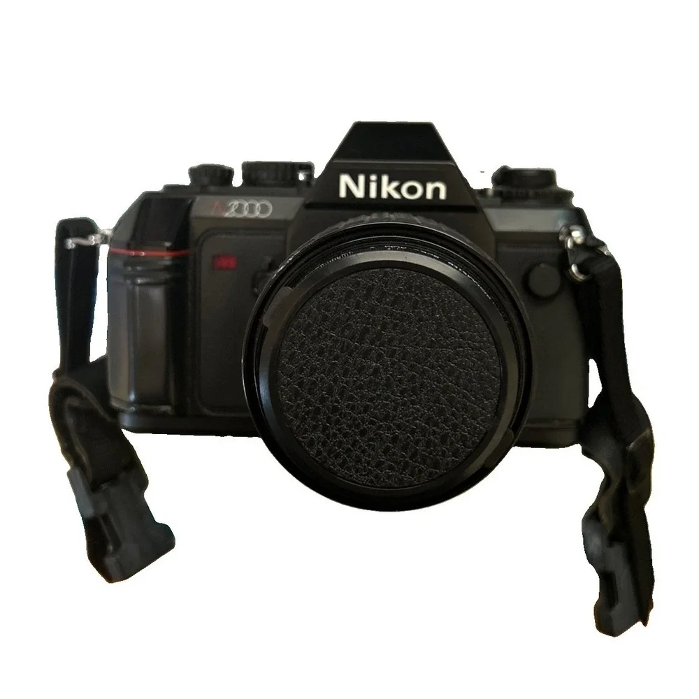 Nikon N2000 Camera With 35-70mm Sigma Lens Tested Working Clean